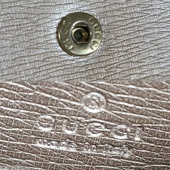 💯 Authentic Gucci Wallet 🍀 - Picture 8 of 16